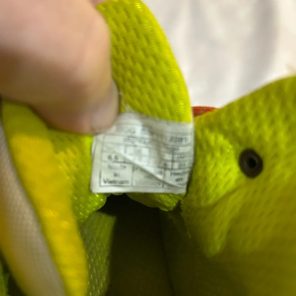 UGG Women’s Highland Hi Heritage Sneakers Size 6.5 - Picture 6 of 7